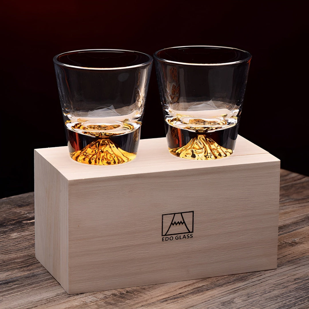 Whiskyglass med Fuji-motiv – et elegant sett for kjennere