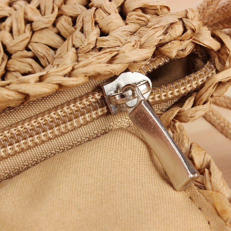 Macrame shoulder bag with elegant fringe detail Skanto