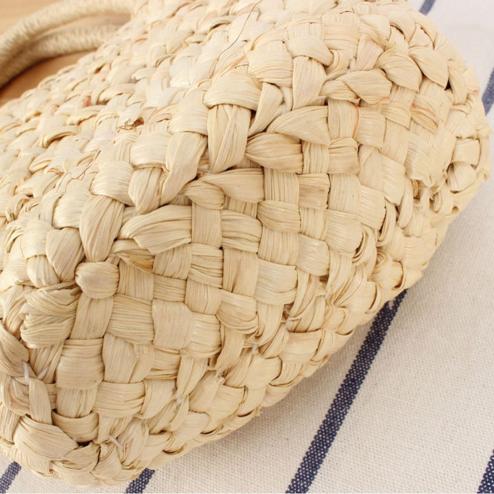 Handbag made of natural woven material Skanto