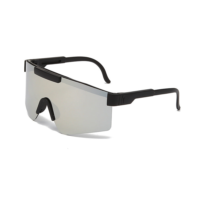 Dame Sport-solbrille med futuristisk design Skanto