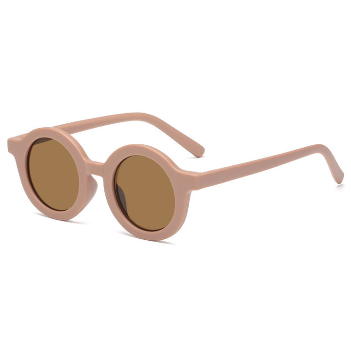 Dame rund solbrille med robust design og UV-beskyttelse Skanto