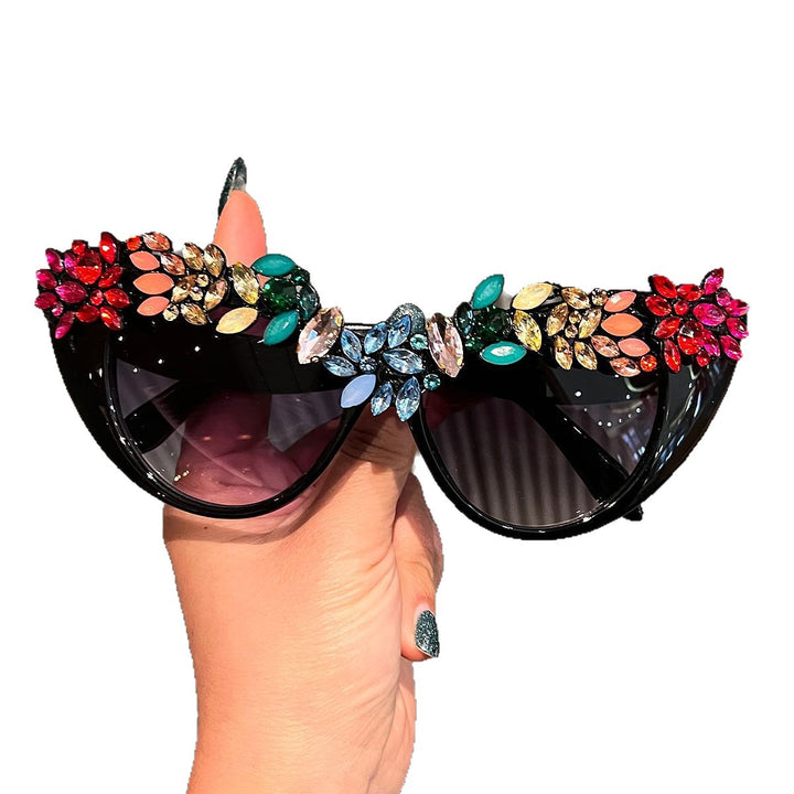 Dame Cat-Eye solbrille med luksuriøs krystall dekorasjon Skanto