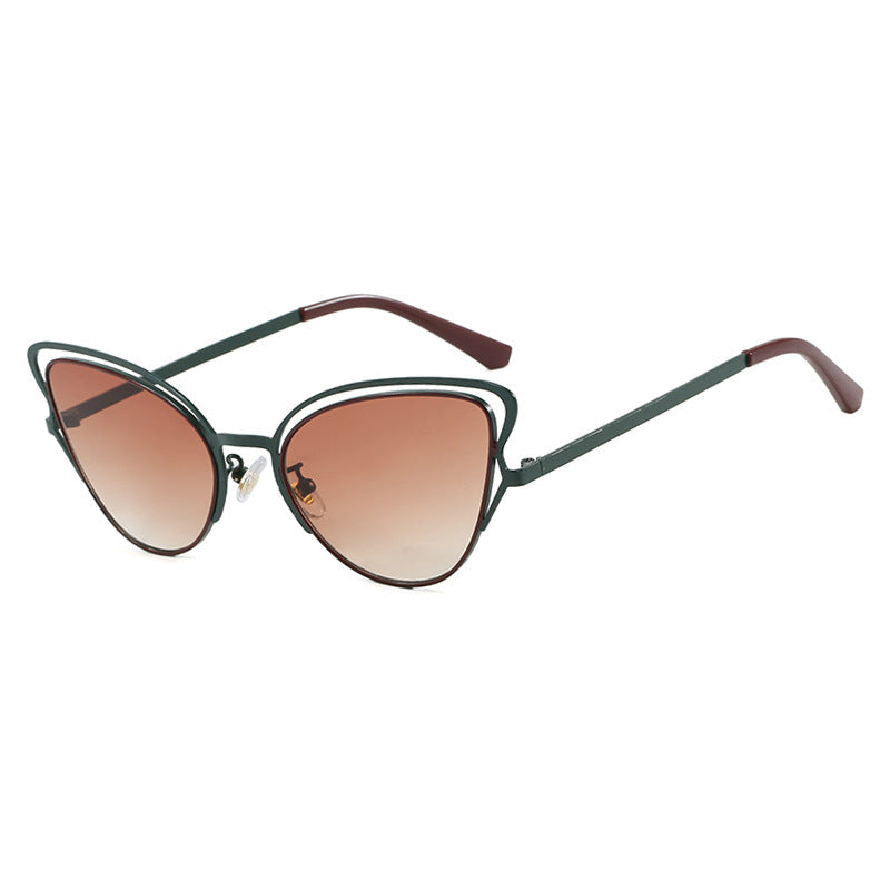 Dame Cat-Eye Briller med edelt metallramme og komfortabel passform Skanto