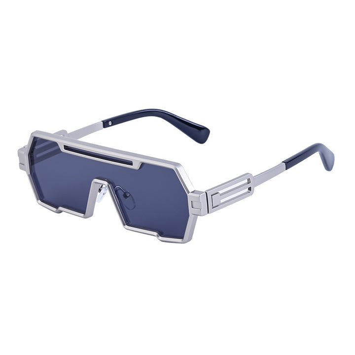 Dame motorisert solbrille i futuristisk design med bred ramme Skanto
