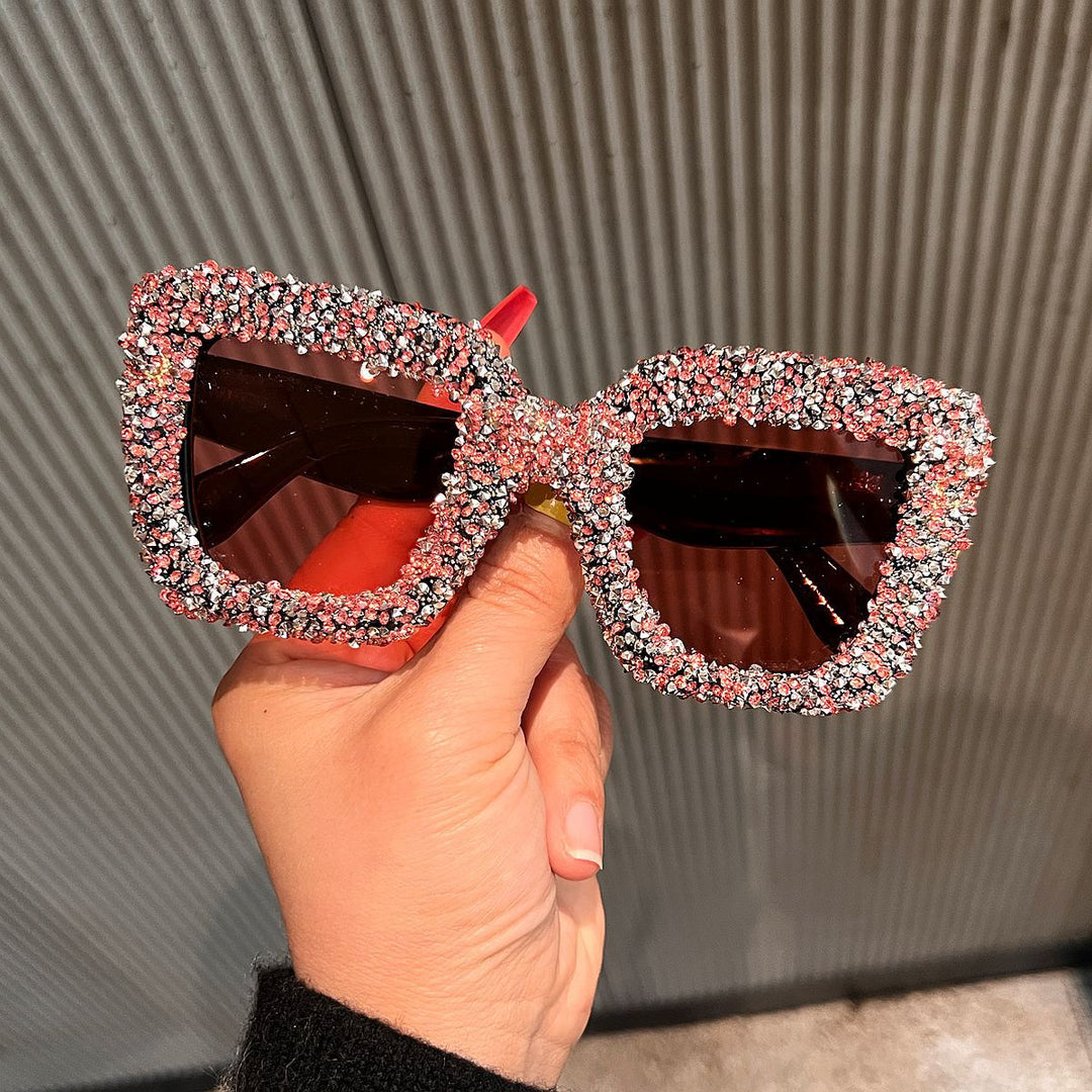 Dame Glamourøse Statement-solbriller med glitrende strass-dekorasjon Skanto