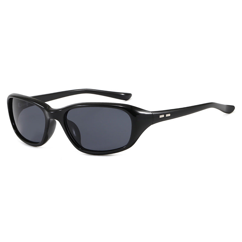 Dame sporty solbriller med bred, ergonomisk ramme Skanto