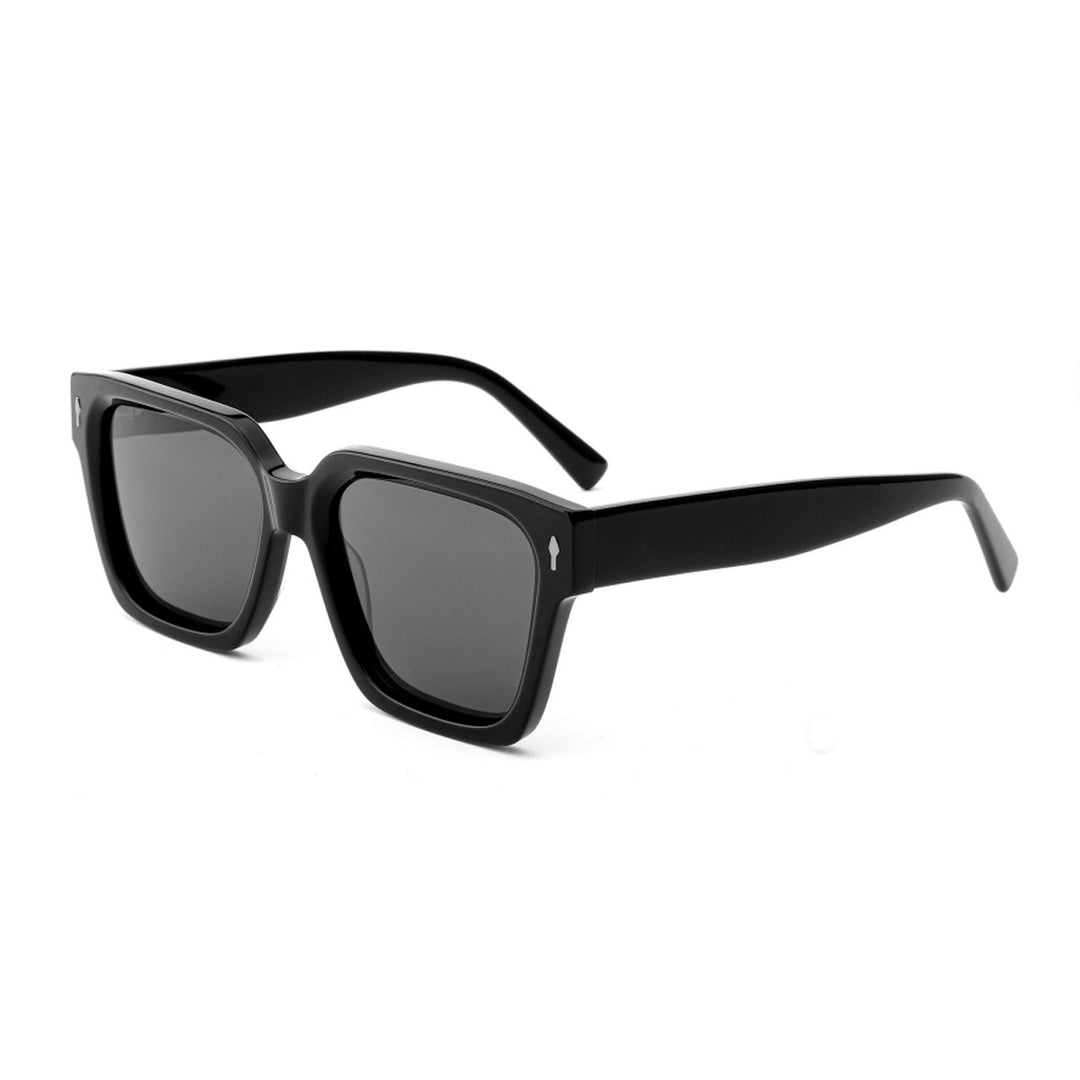 Dame moteriktig solbrille med robust ramme og UV-beskyttelse Skanto