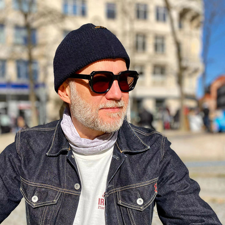 Dame Designer-solbrille i moderne firkantet stil Skanto