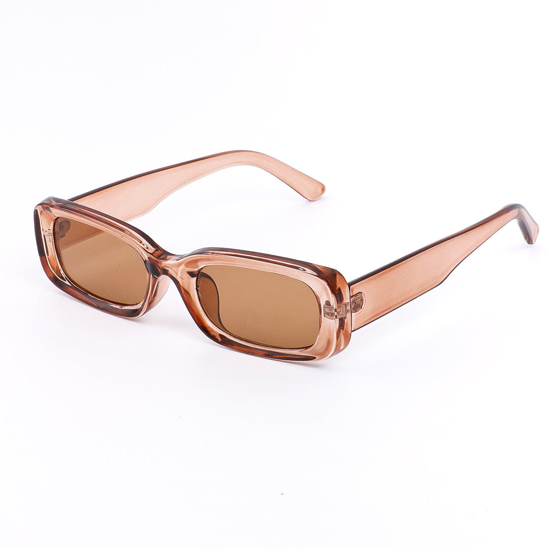 Dame moteriktig solbrille i retro-stil med bred ramme Skanto