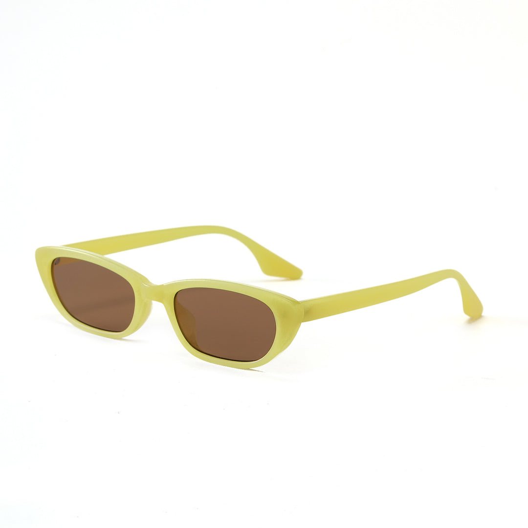Dame moteriktig solbrille med unikt design og UV-beskyttelse Skanto