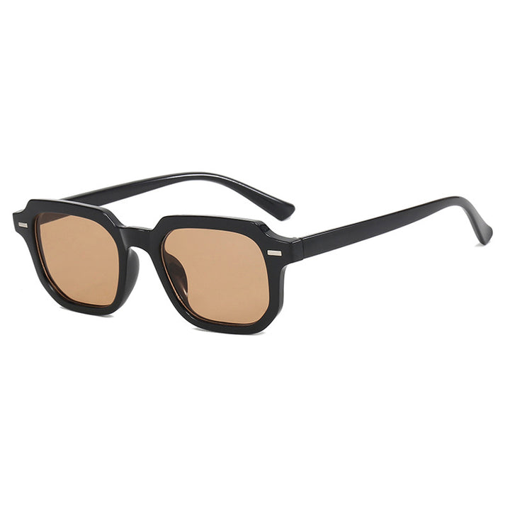 Dame kvadratisk solbrille med stilfull rammestruktur og UV-beskyttelse Skanto