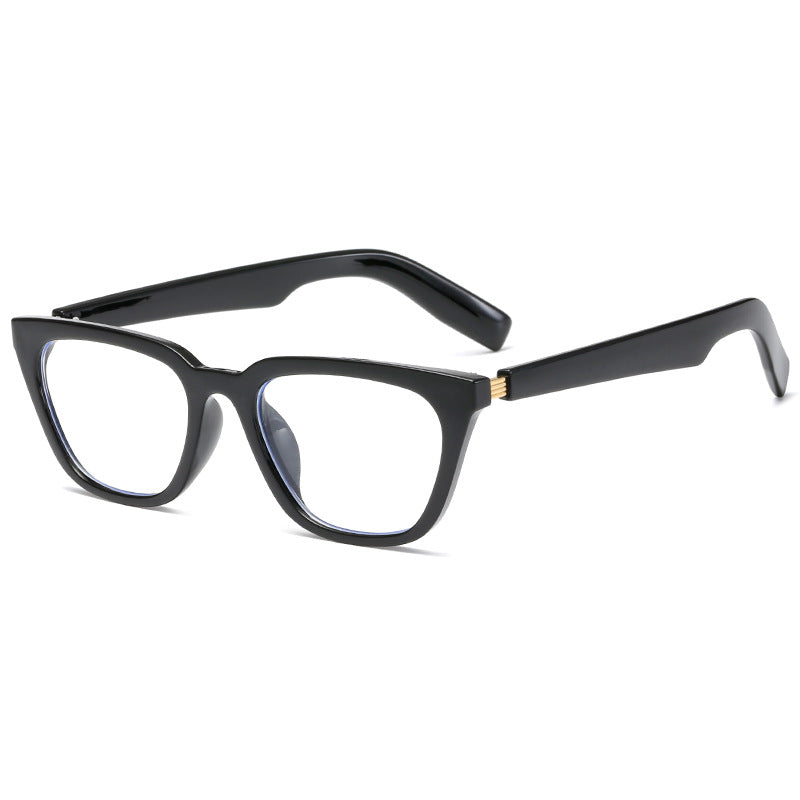 Dame Korreksjonsbriller i moteriktig Cat-Eye-stil Skanto