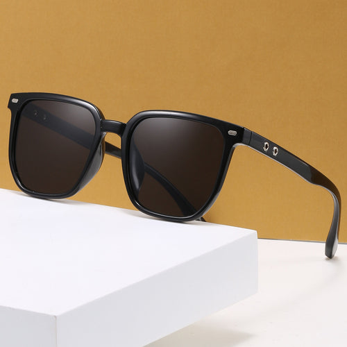 Dame moteriktig solbrille i trendy skilpaddemønster Skanto