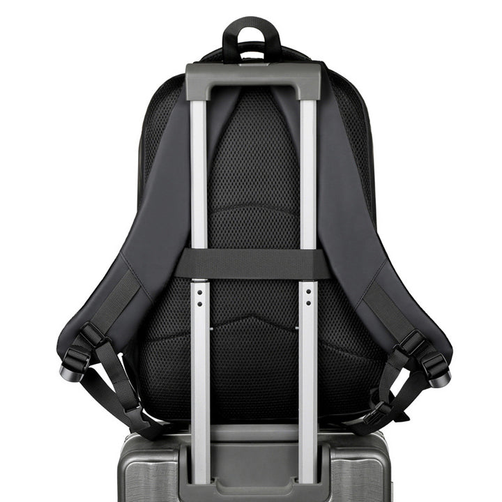 Multifunctional Laptop Backpack with Ergonomic Design Skanto