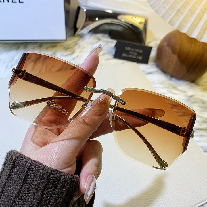Dame eksklusiv geometrisk solbrille Skanto