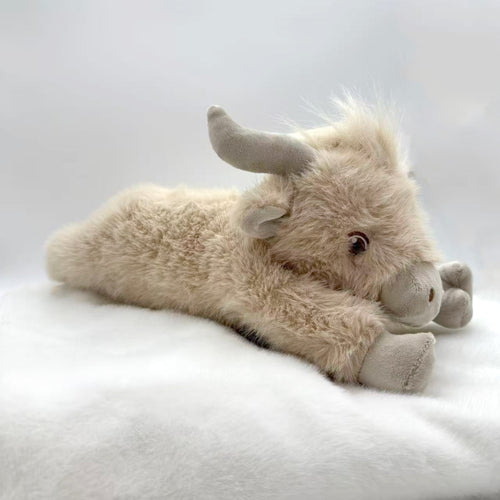 Norvo | Fortryllende Highland Cattle Kosedyr med Fluffy, Rustikk Sjarme