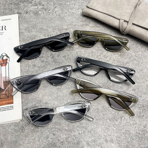 Dame Cat-Eye solbriller med UV-beskyttelse og robust ramme Skanto