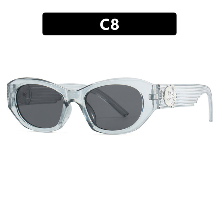 Dame moter Cat-Eye solbrille med markant design og luksuriøse detaljer Skanto