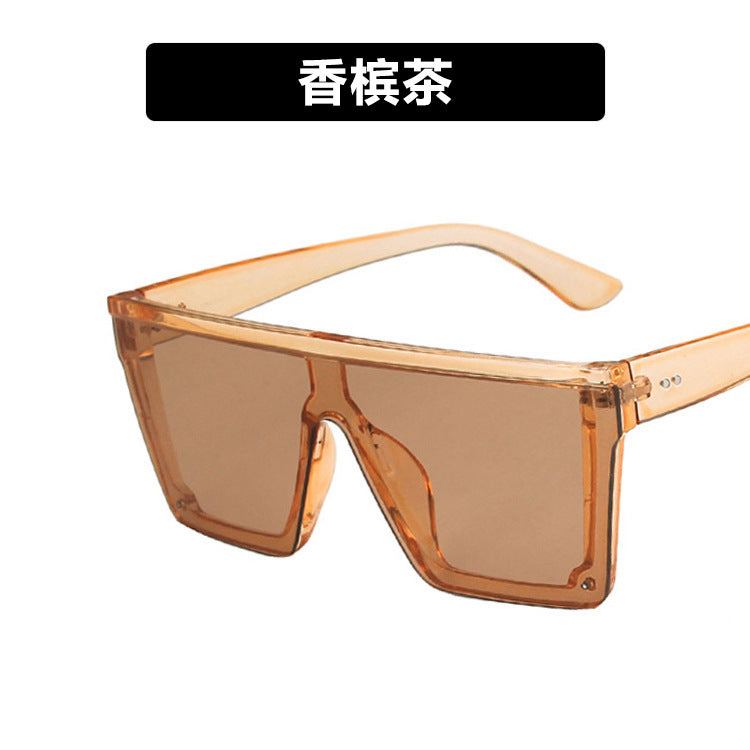 Damer futuristisk solbrille i beskyttende oversized-format Skanto