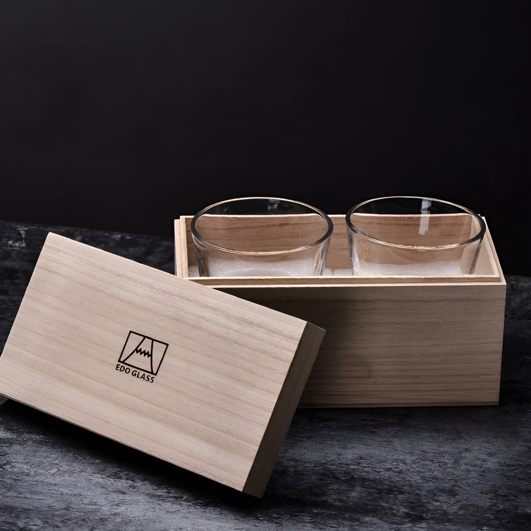 Whiskyglass med Fuji-motiv – et elegant sett for kjennere