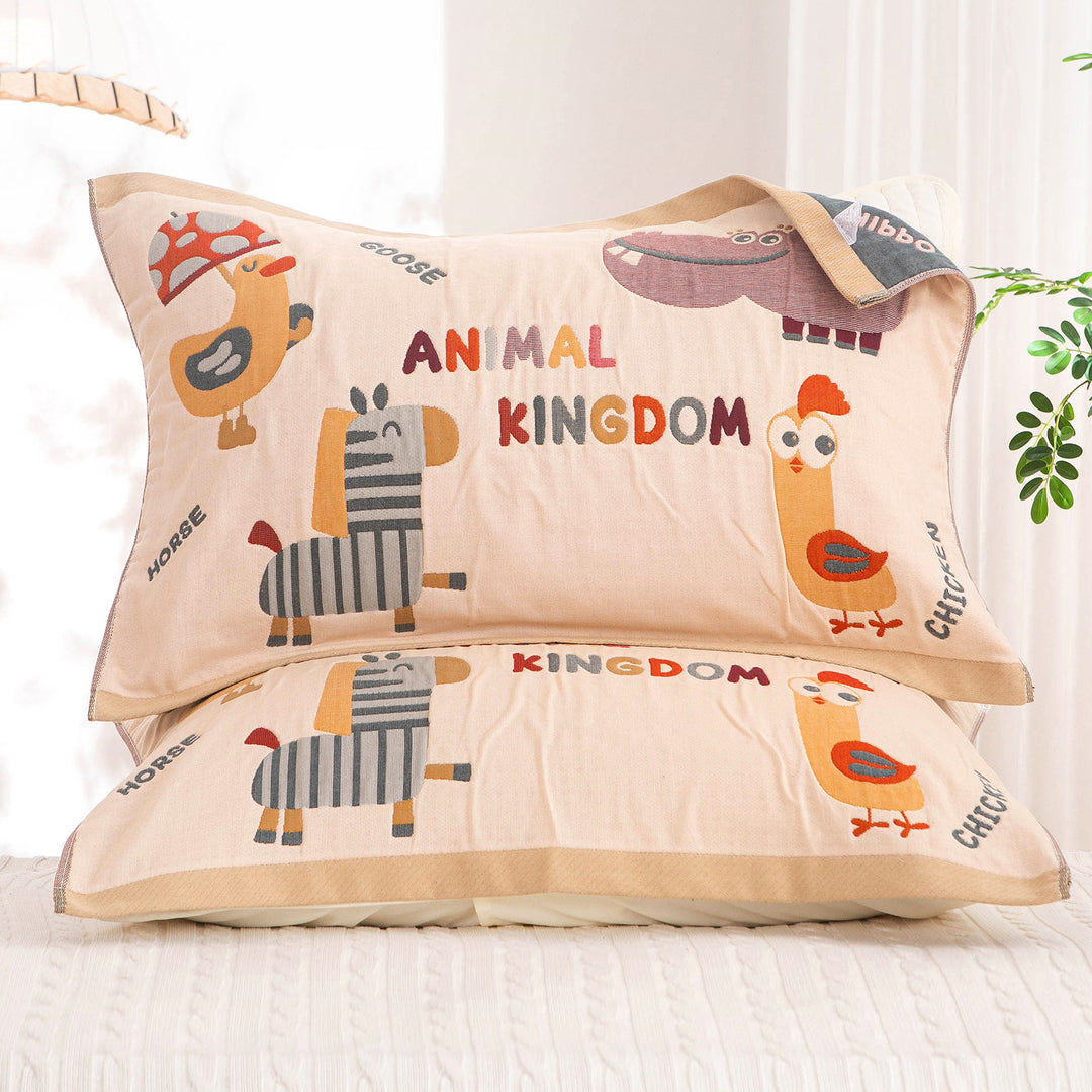 Kvinne putevar med munter lappeteknikk design Skanto