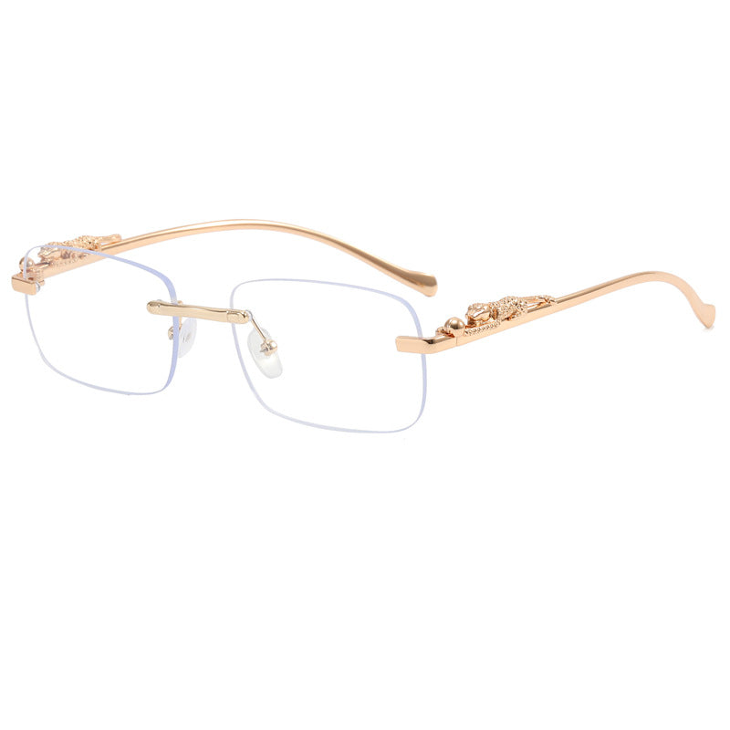 Dame designer solbrille med fin metallramme og luksuriøse detaljer Skanto