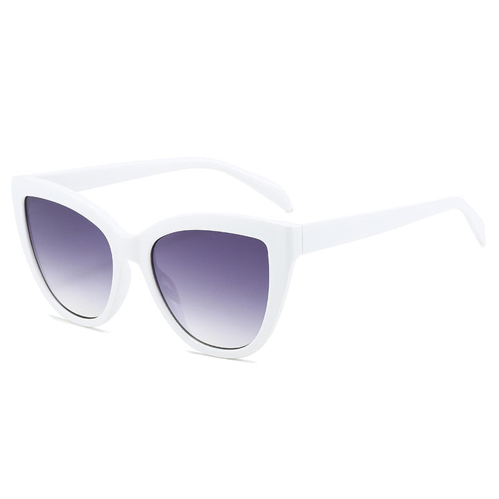 Dame Cat-Eye solbriller med transparent ramme og UV-beskyttelse Skanto