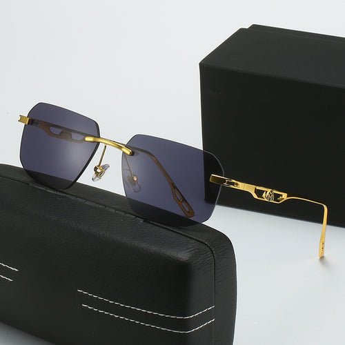 Dame moterik solbrille med luksuriøs ramme og ergonomisk design Skanto