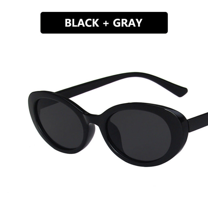 Dame Cat-Eye solbriller med gjennomsiktig ramme og gradient linser Skanto