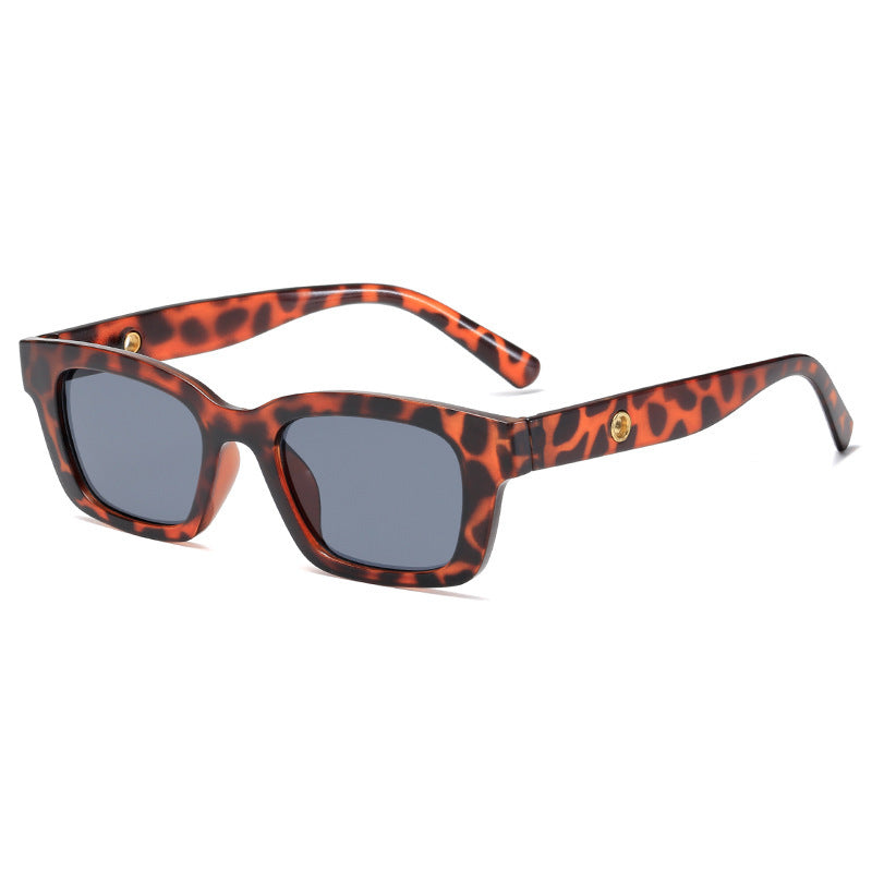 Dame trendy kvadratisk solbrille Skanto