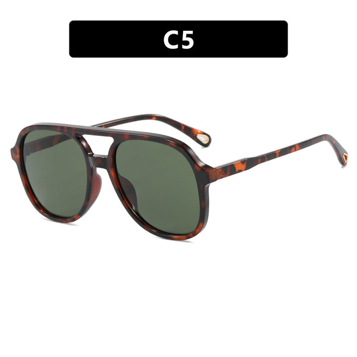 Dame geometrisk solbrille med luksuriøs ramme Skanto