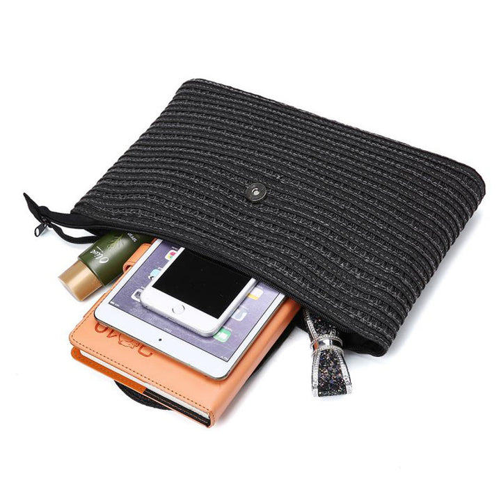 Elegant Clutch-veske med høykvalitets flettestruktur Skanto