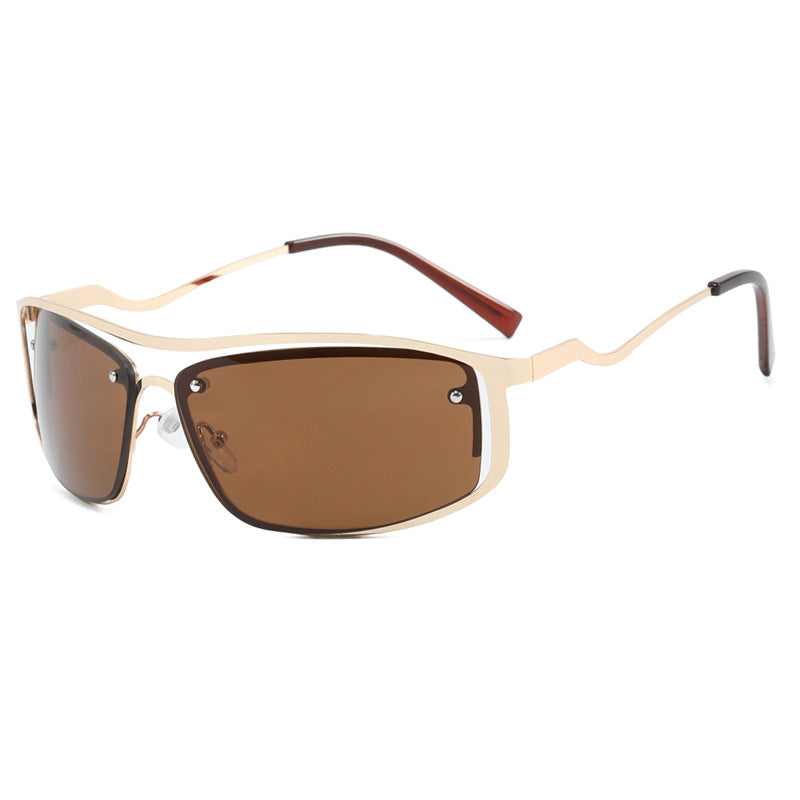 Damer futuristisk solbrille med elegant metallramme og høye transparente glass Skanto