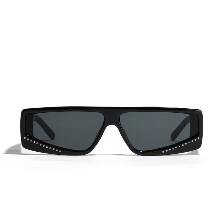 Dame oversized solbriller med futuristisk form og stilige dekorasjoner Skanto