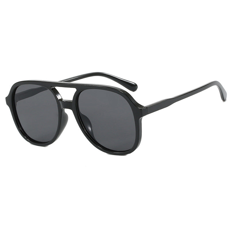 Dame oversized solbriller med innovativt design Skanto