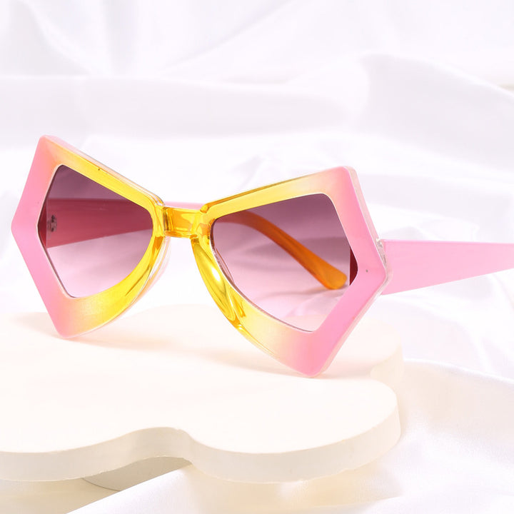 Dame polygonal solbrille i ekstravagant design Skanto