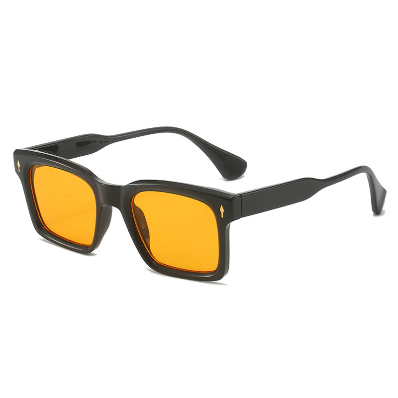 Dame stilig firkantet solbrille Skanto