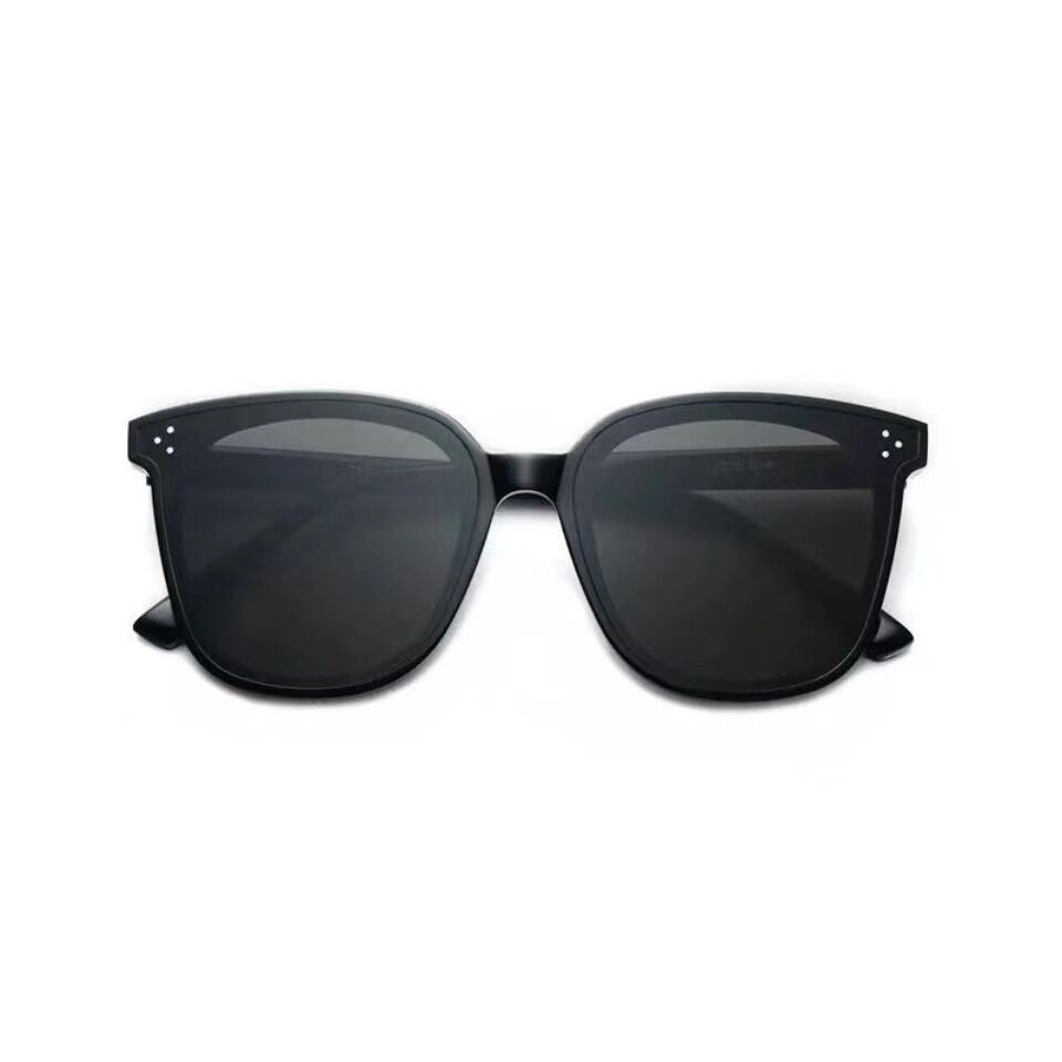 Dame Oversized Solbriller med elegant design Skanto