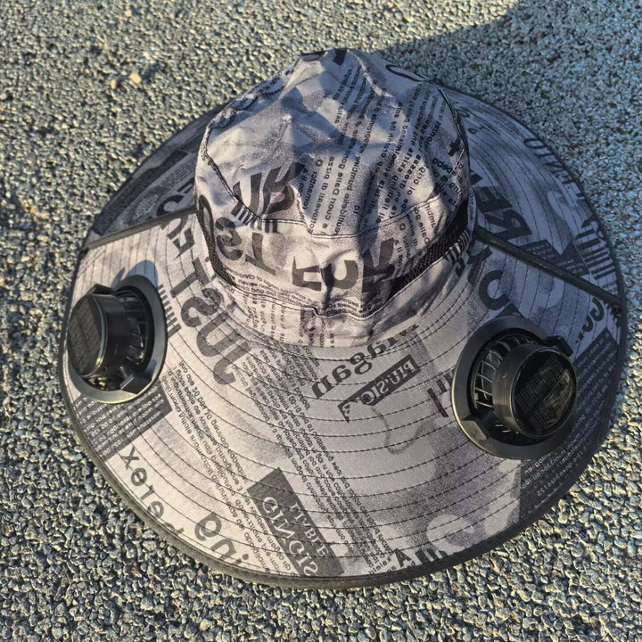 Ventilert solhatt med integrerte solfaner og bred brem Skanto