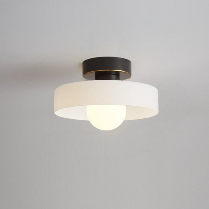Skanto | Fransk taklampe i Bauhaus-stil
