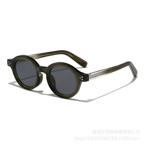 Kvinnenes fashionable solbriller i elegant rund design Skanto