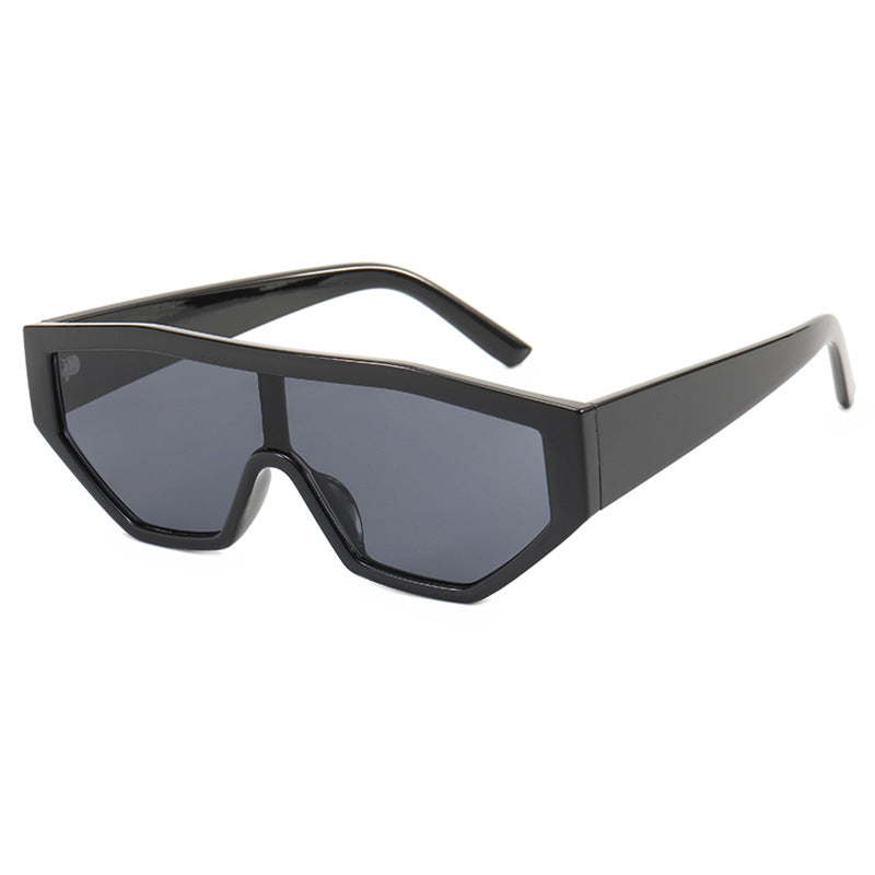 Dame moteriktig solbrille i dyrepels-look Skanto