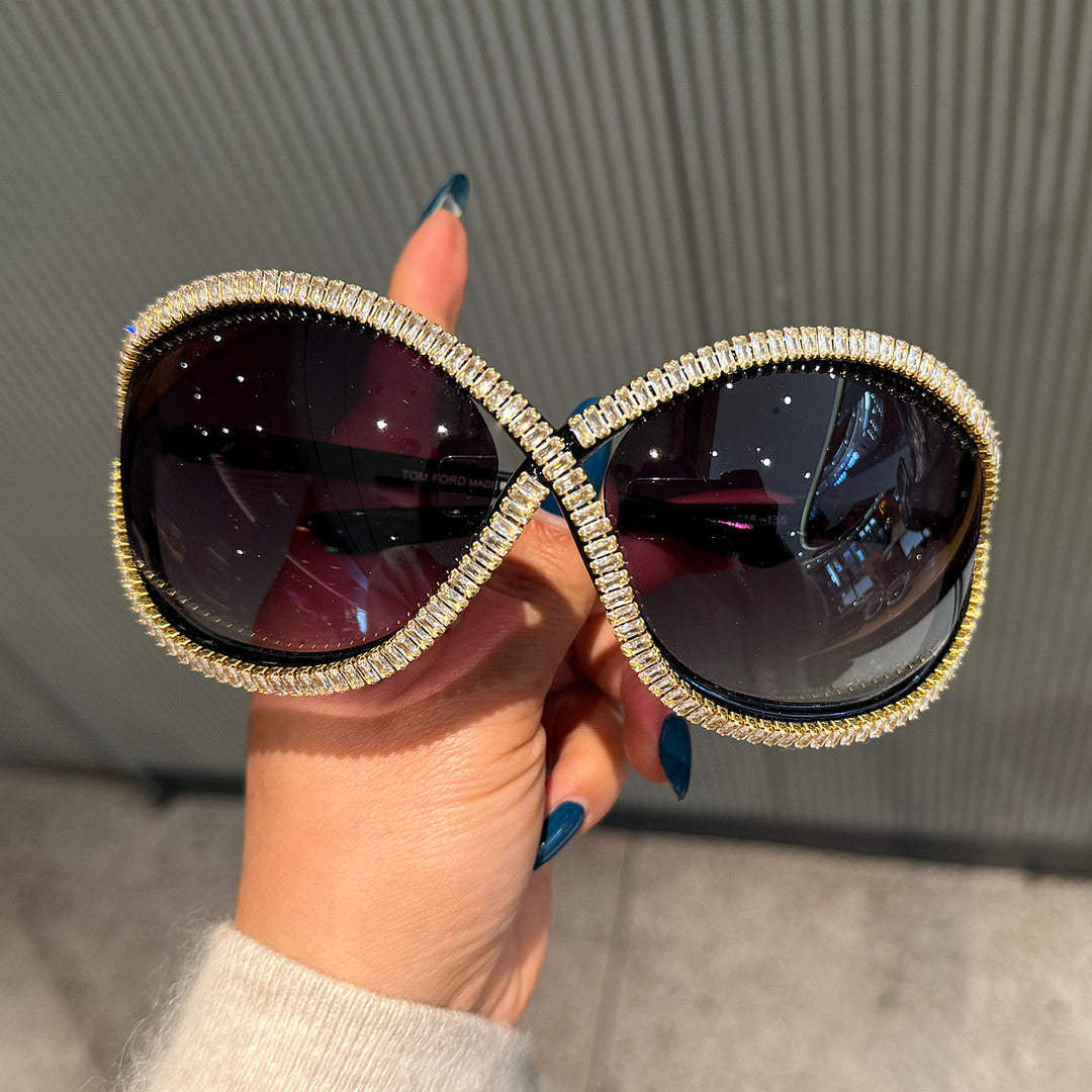Damer Trendy solbriller med glitrende krystaldekor Skanto