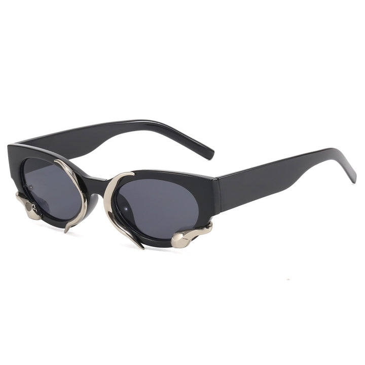 Dame designer solbrille med ekstraordinær detalj Skanto