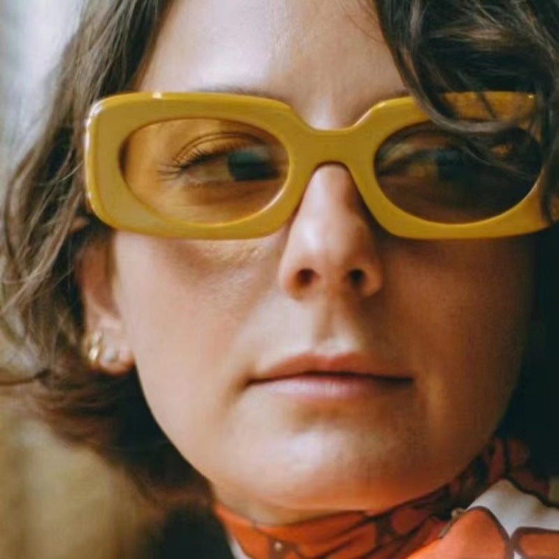 Dame Moteg Solbrille med unikt gjennomsiktig ramme Skanto