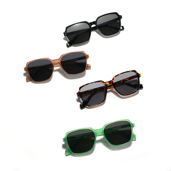 Dame kvadratisk solbrille med moderne plastikkramme og polariserte linser Skanto
