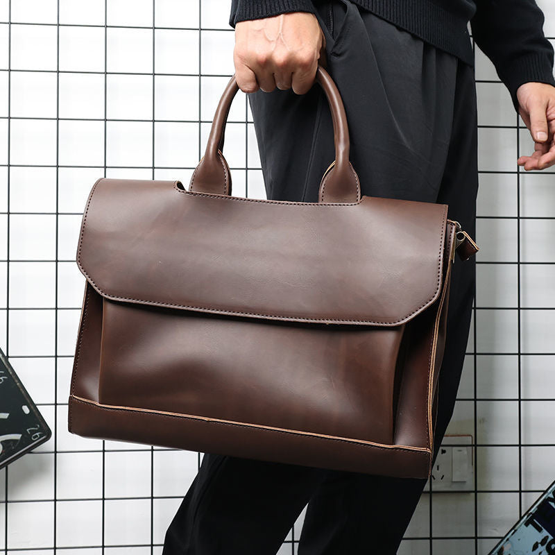 Elegant Aktetasj med Praktisk Utvendig Lomme Skanto