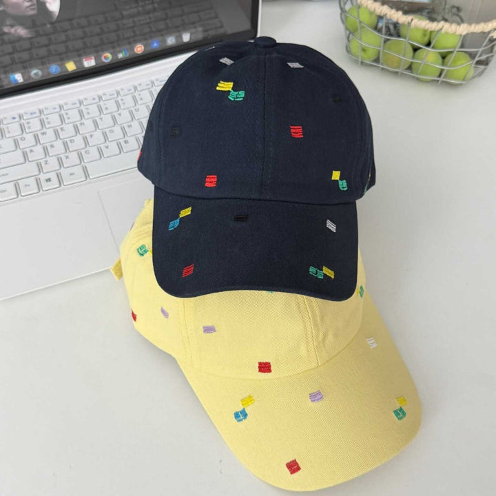 Kvinne Brodert Accent Justerbar Caps Skanto