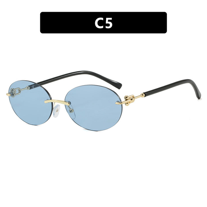 Dame oval solbrille med luksuriøs metallramme og speilbelagte glass Skanto