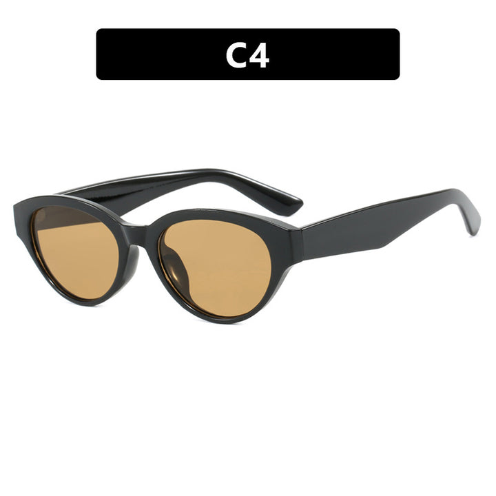 Dame Cat-Eye solbriller med beskyttende UV-filter og elegant ramme Skanto